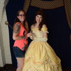 Meet your Posher, Jenn